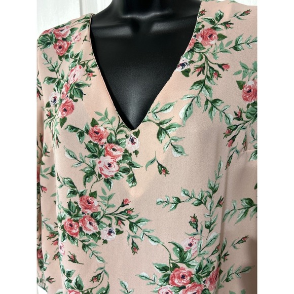 OLM Floral Blouse Peach Pink‎ Roses Print V Neck 3/4 Sleeve Casual Top - Picture 4 of 6